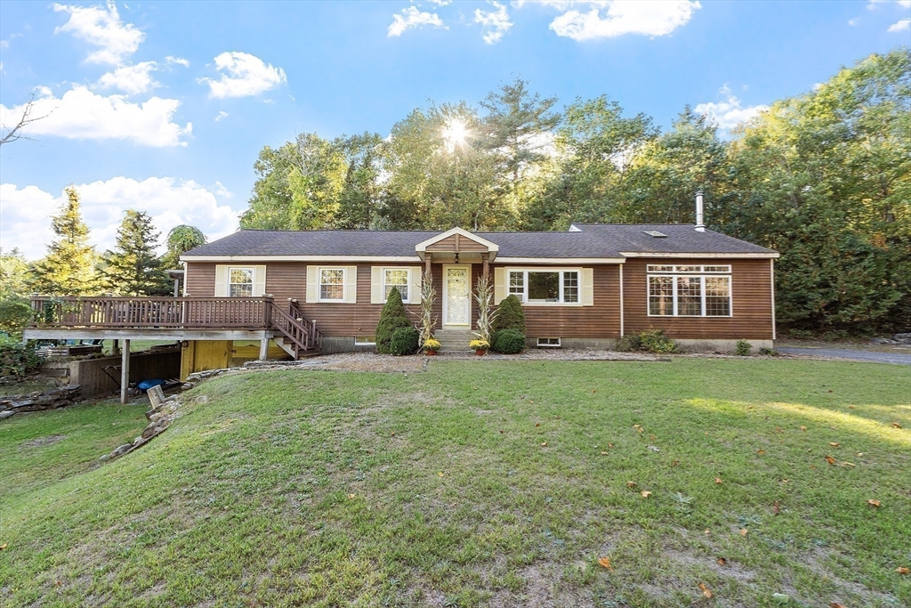 1249 Richardson Rd Property Photo 1