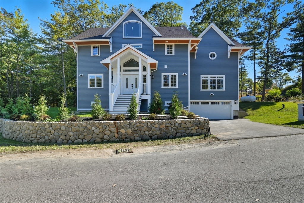 9 Lovis Ave Property Photo 1