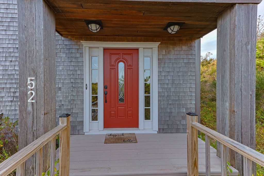 52 Corn Hill Rd Property Photo 4