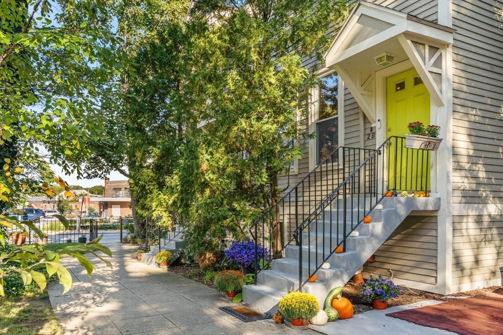 2-b Brewer St Property Photo 1