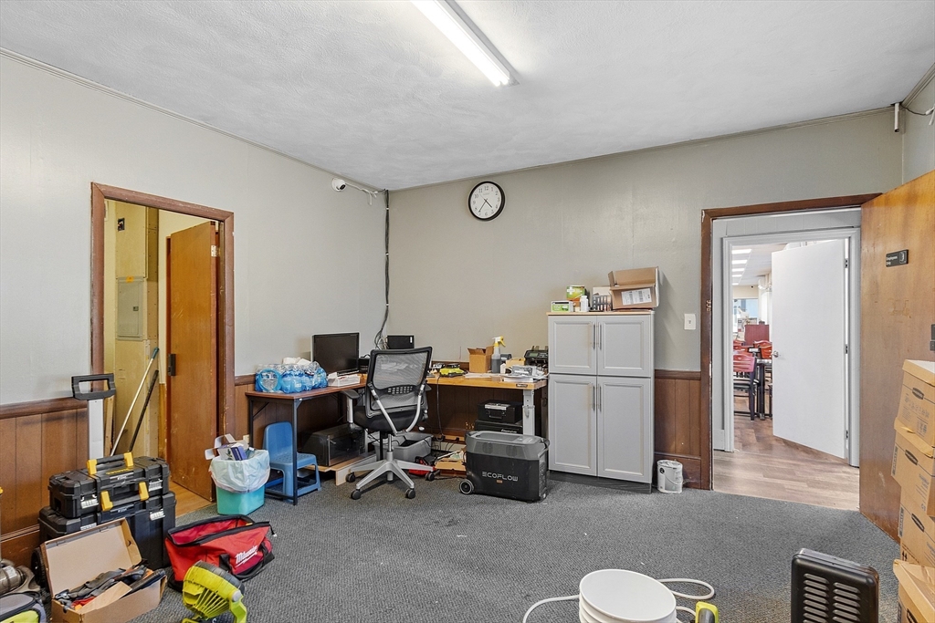 295 Boston Road Property Photo 17