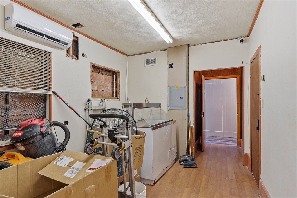 295 Boston Road Property Photo 19