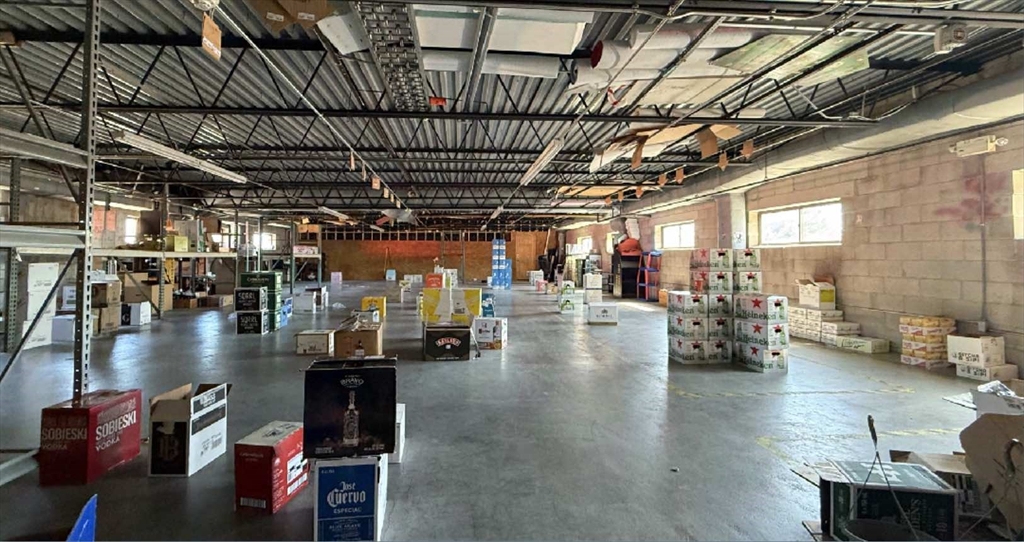 77 Commercial St Property Photo 5