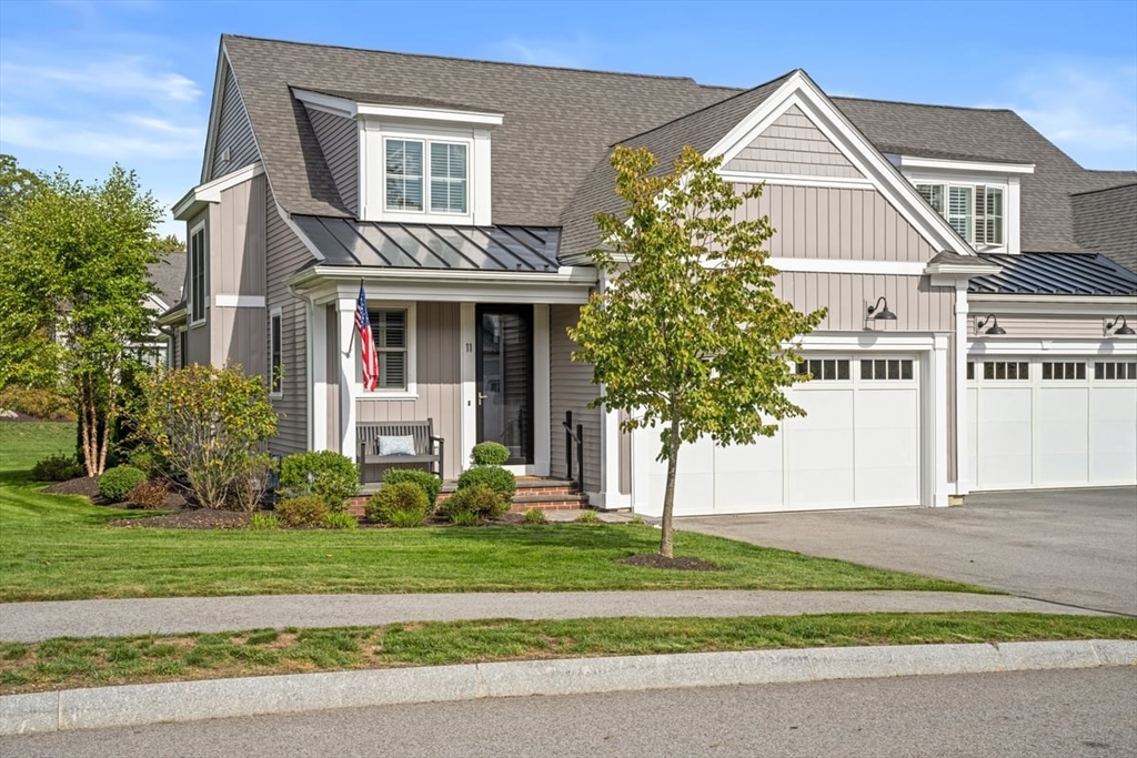 11 Eagle Lane # 105 Property Photo 1