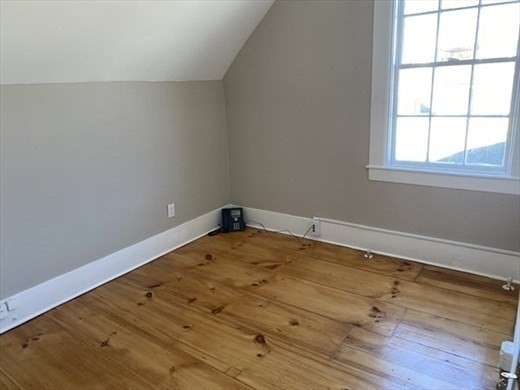 529 Pearl Street Property Photo 6