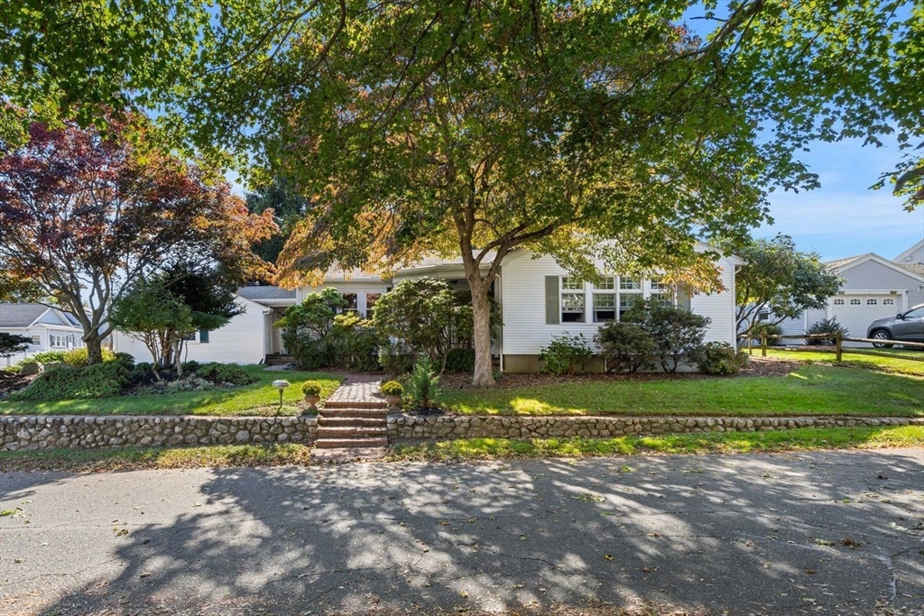 9 Pearson St Property Photo 1