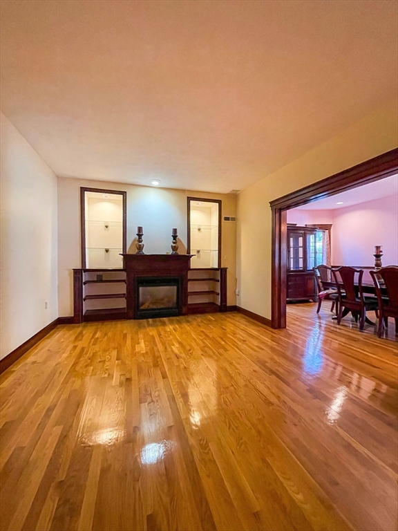 55 Metropolitan Ave Property Photo 5