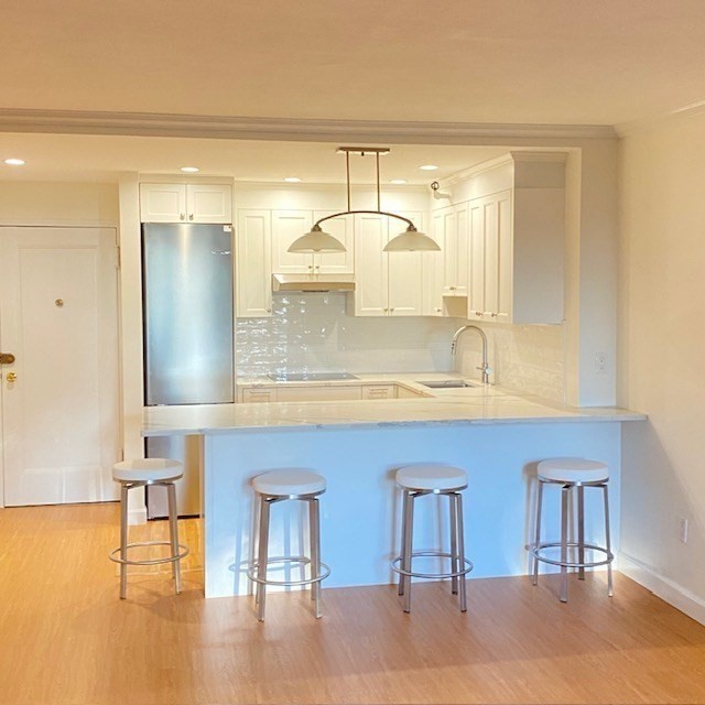 145 Pinckney St. Concierge Bldg # 129 Property Photo 3