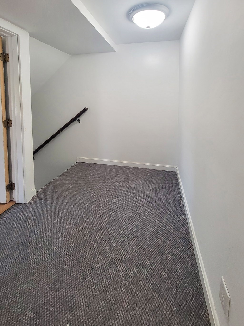 12 School Street Property Photo 12