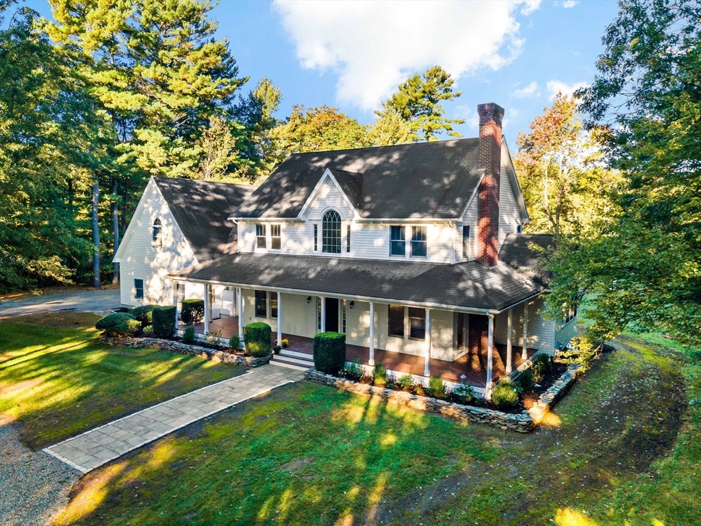 7 Brayton Woods Drive Property Photo 1