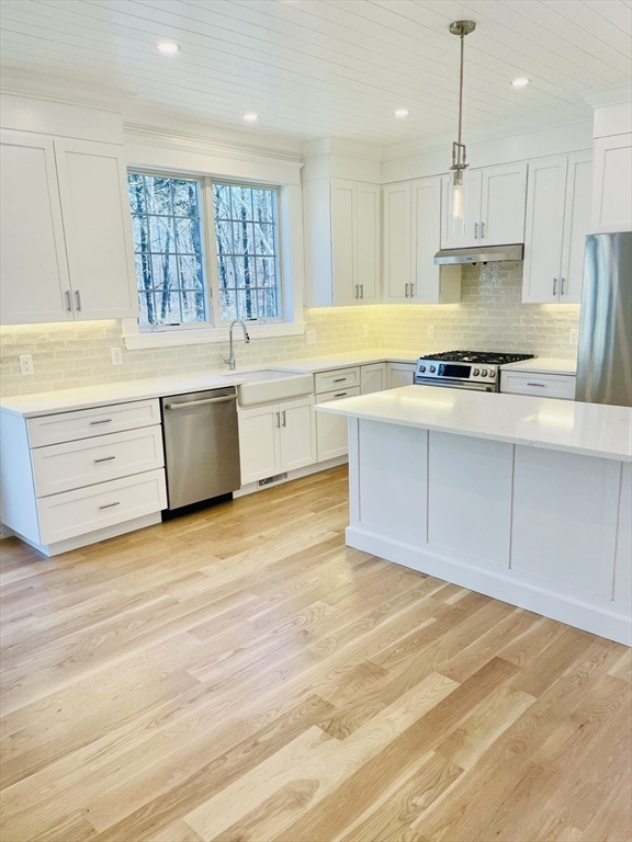27 7th Street Property Photo 9