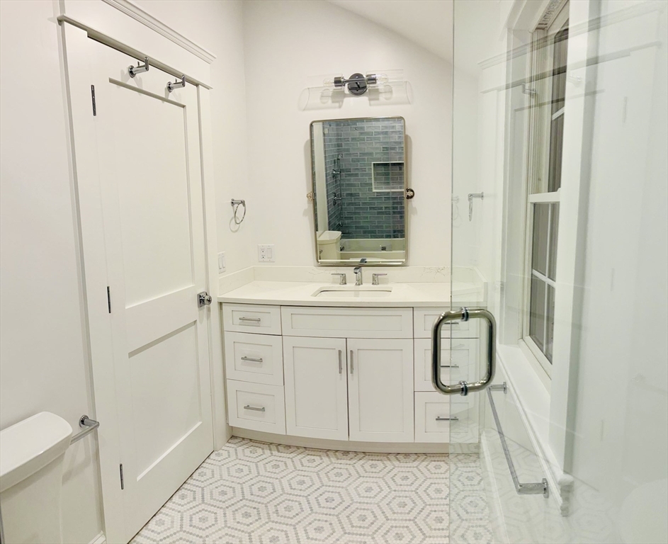 27 7th Street Property Photo 20