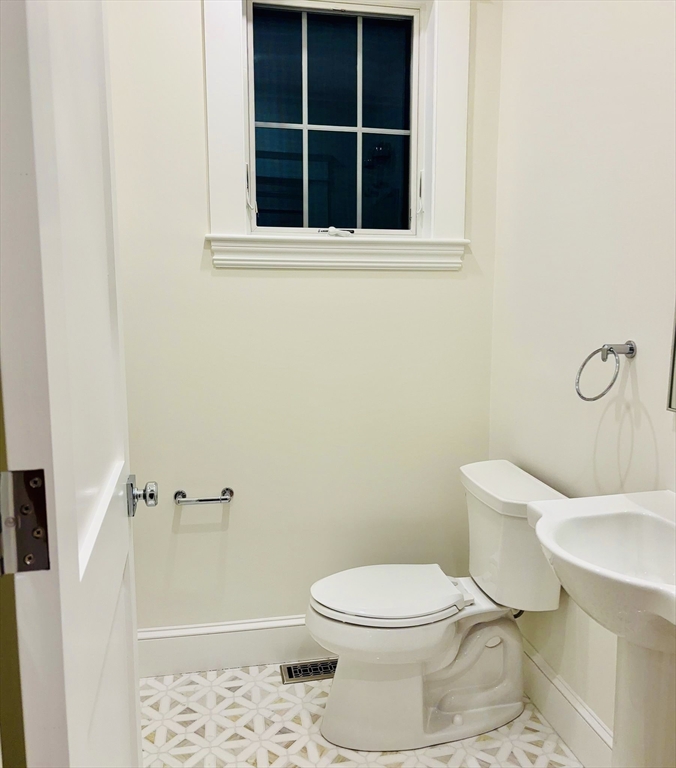27 7th Street Property Photo 21