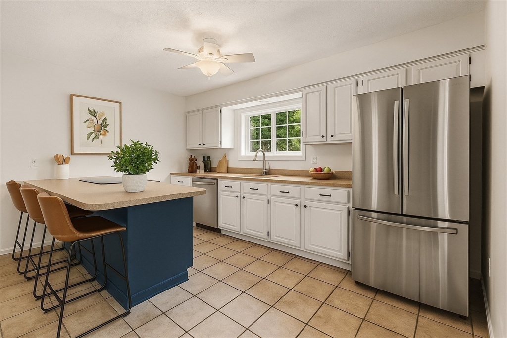 33 Country Club Ln # D Property Photo 1