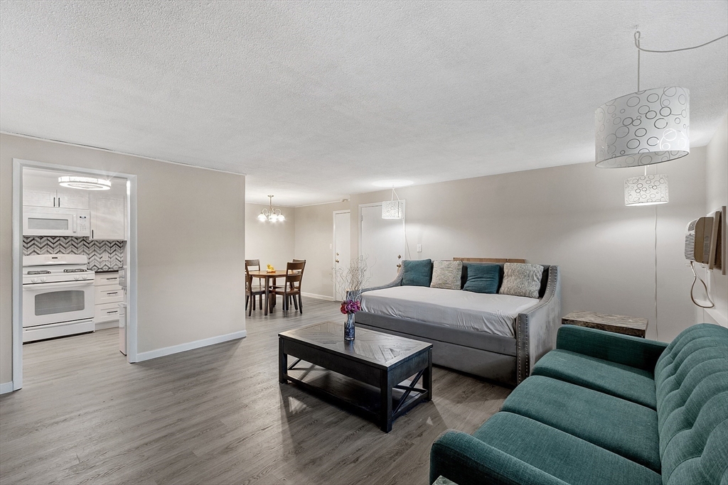 295 Pawtucket Blvd # 7 Property Photo 1