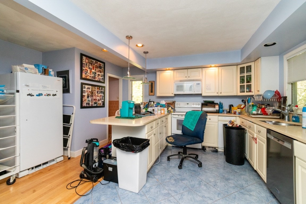 355 Canton St Property Photo 19