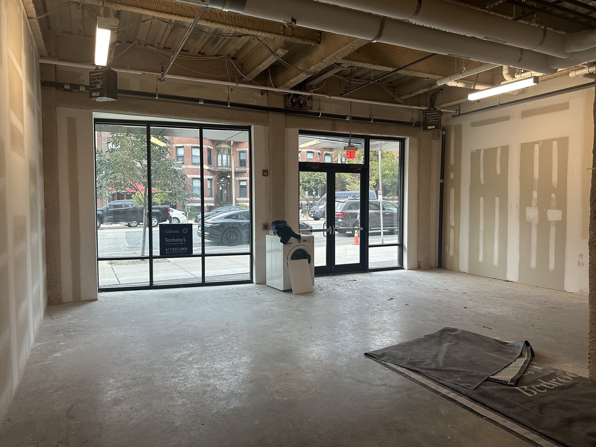 839 Beacon St # C2 Property Photo 2