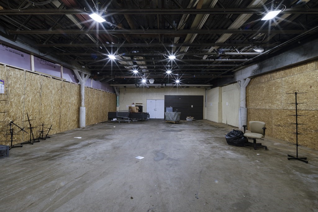213 Taunton Avenue Property Photo 3