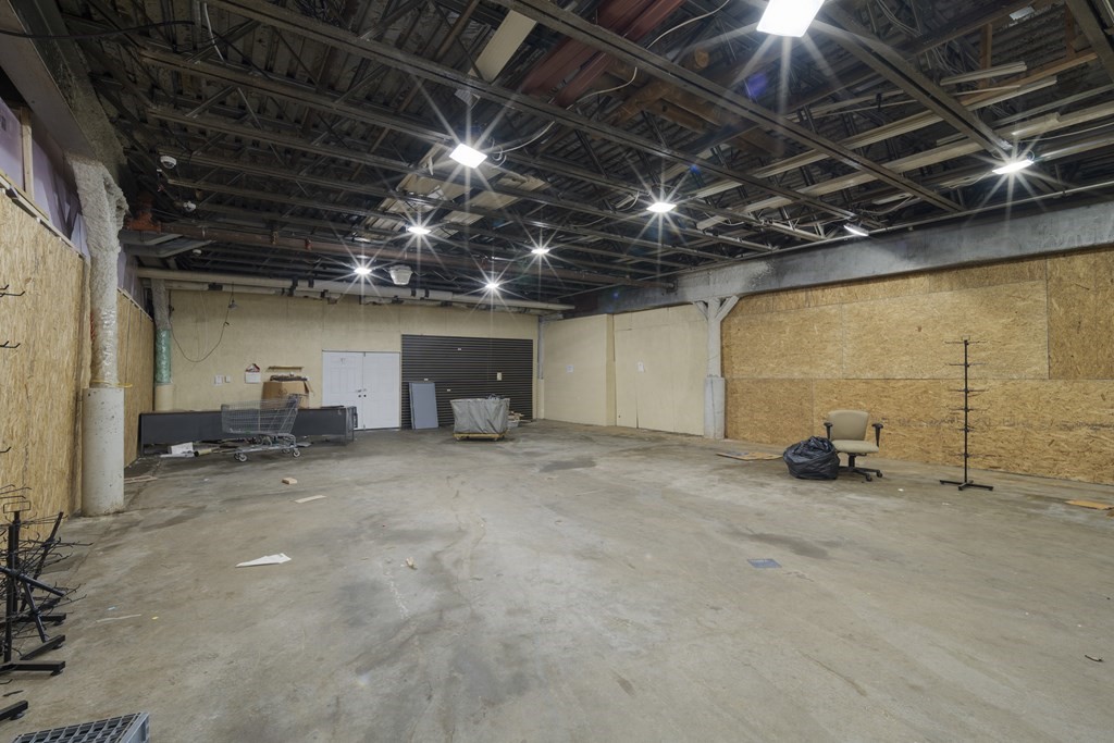 213 Taunton Avenue Property Photo 4