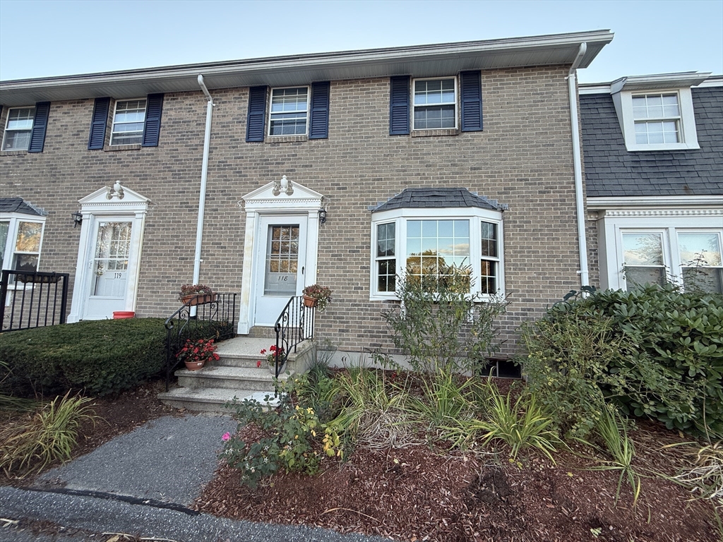 118 Fieldstone Drive # 118 Property Photo 1