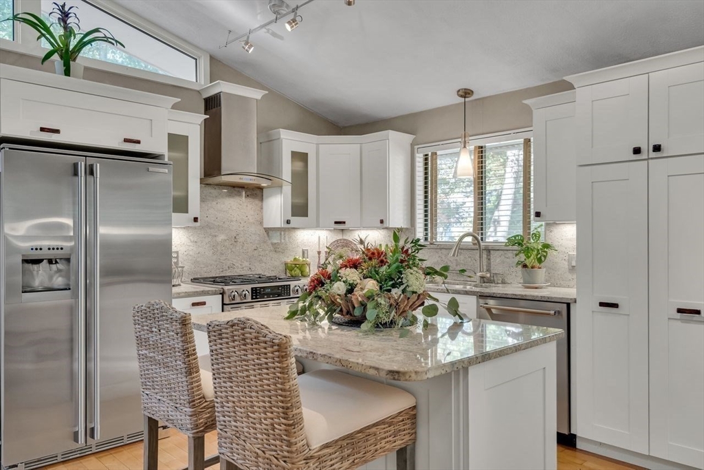 6 Westward Circle Property Photo 1