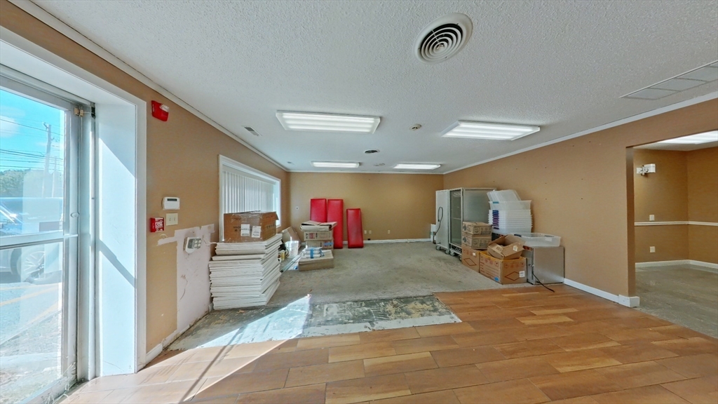 14 Dinley St Property Photo 3