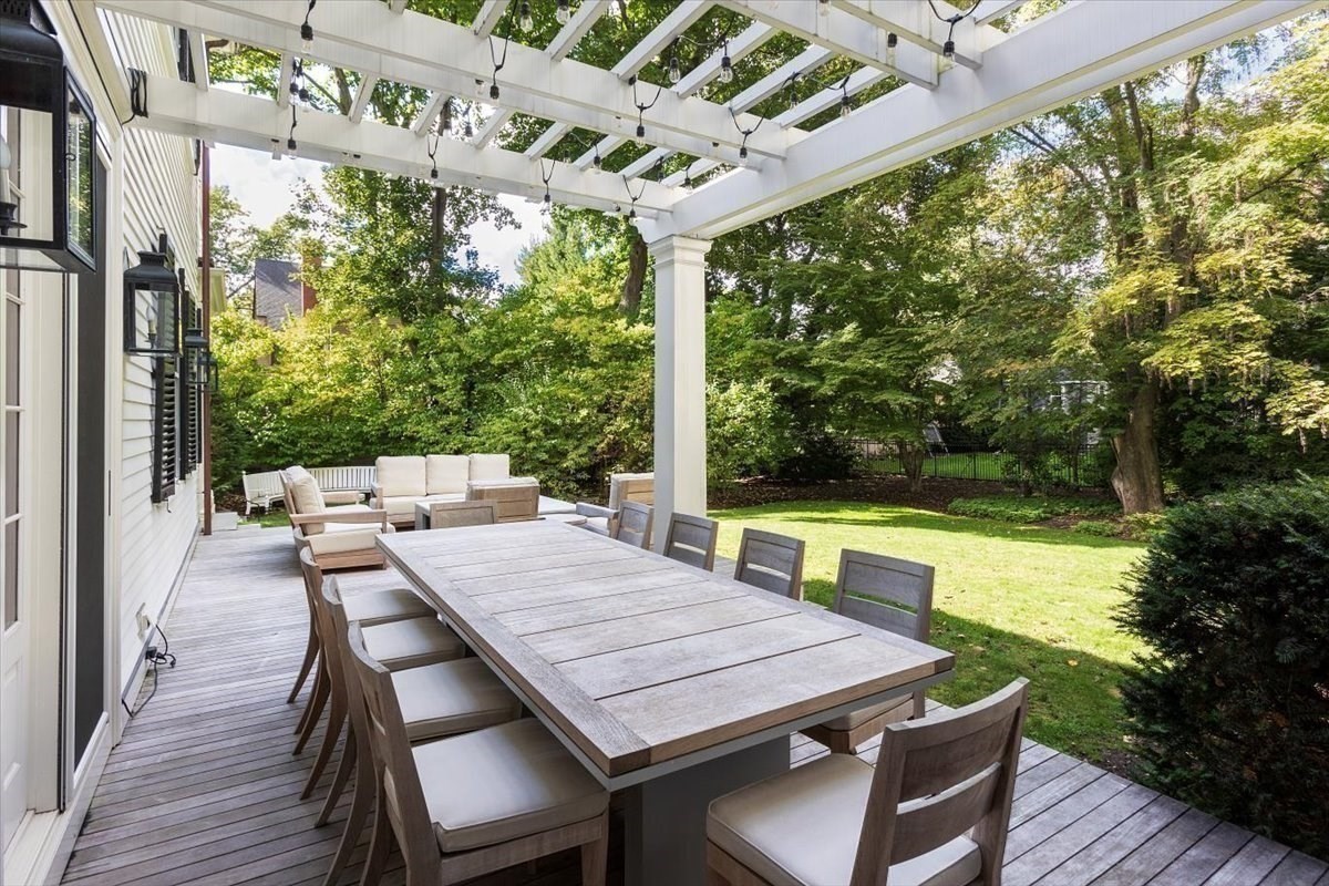 153 Brattle St Property Photo 10