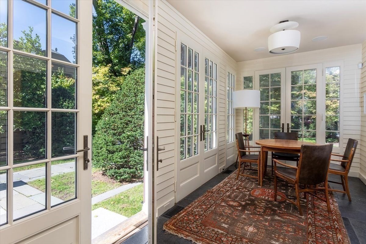 153 Brattle St Property Photo 12