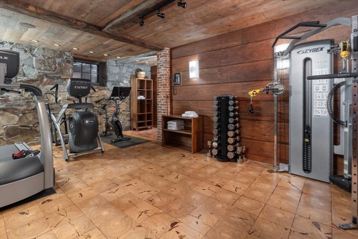 153 Brattle St Property Photo 26