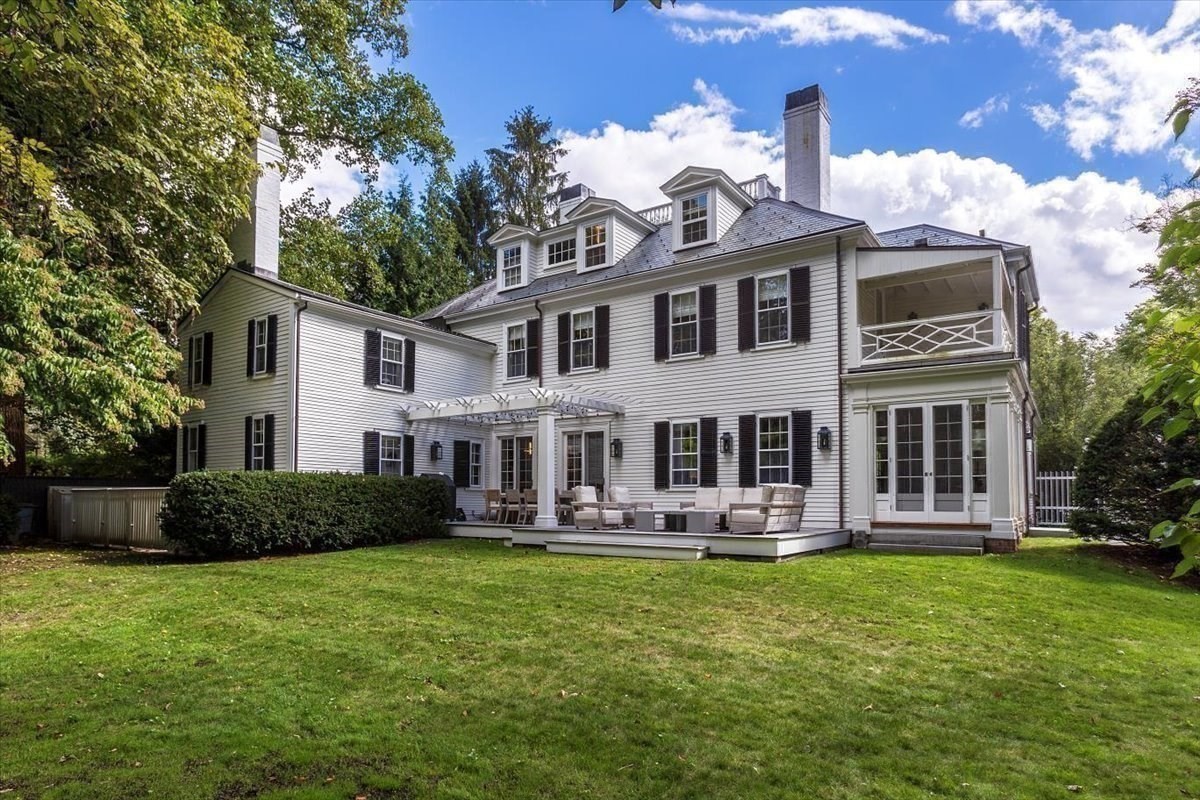 153 Brattle St Property Photo 31