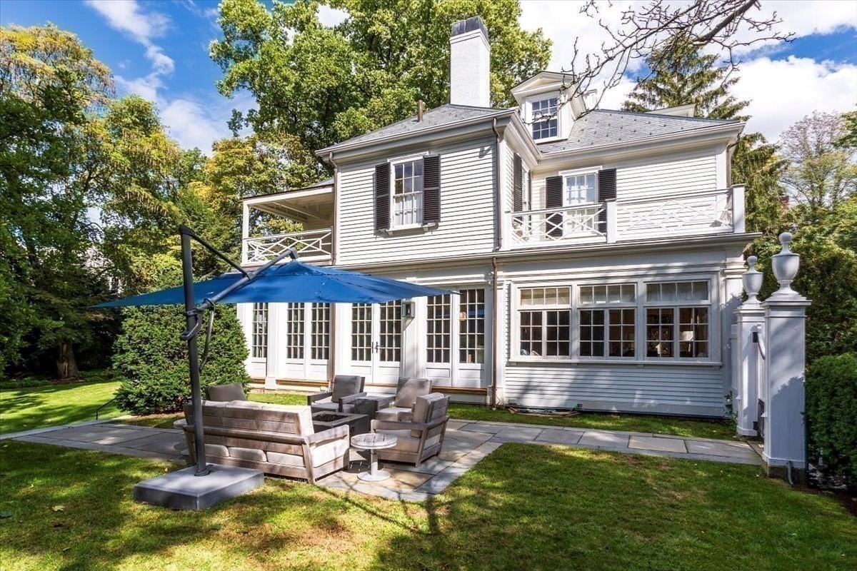153 Brattle St Property Photo 33