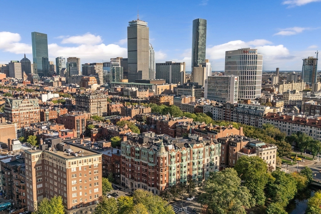 4 Charlesgate East # 601 Property Photo 1