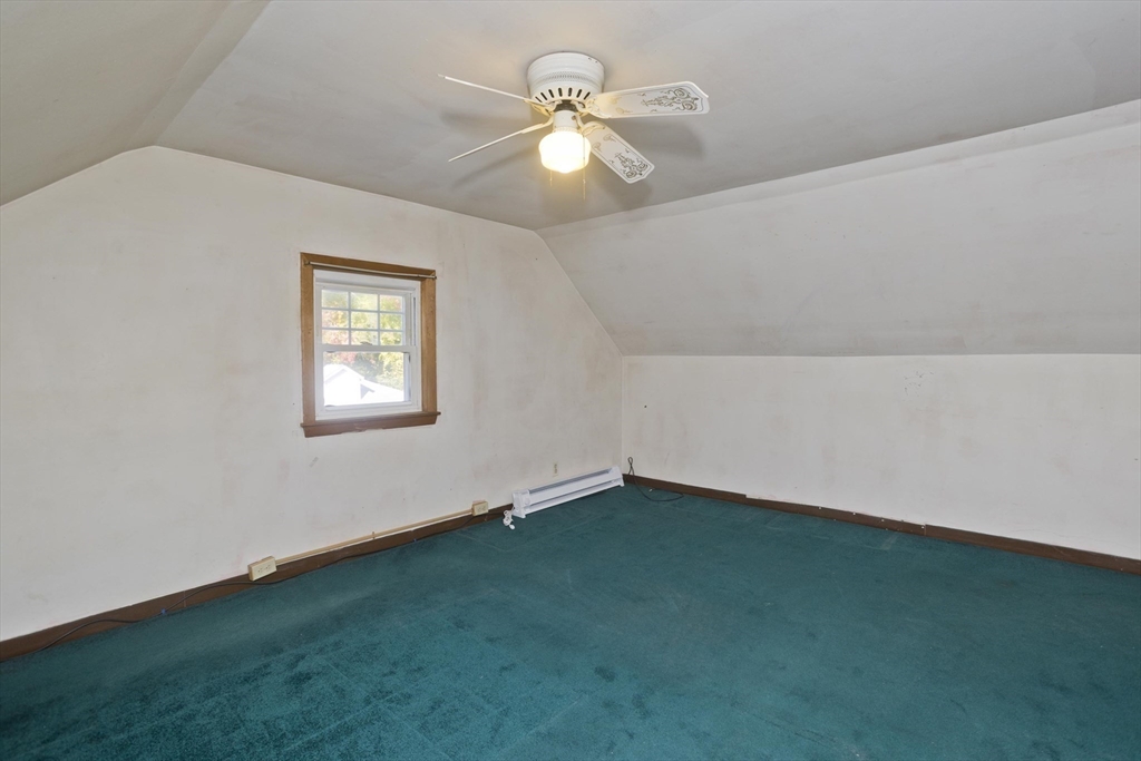 90 Anson St Property Photo 23