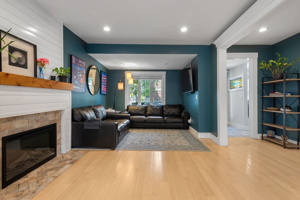 136 Pauline St Property Photo 12