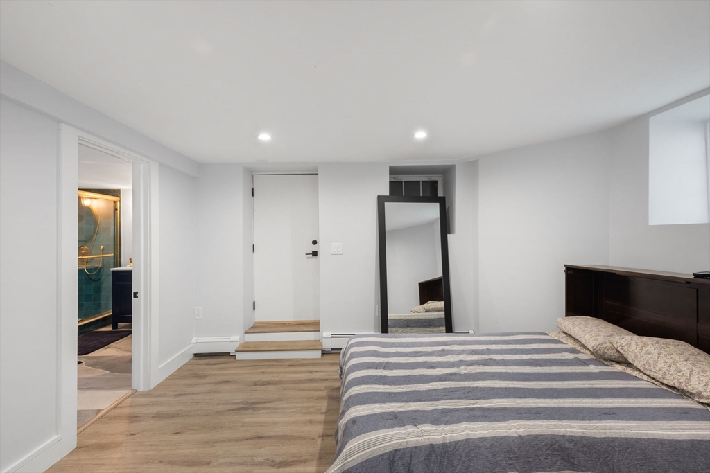 136 Pauline St Property Photo 31