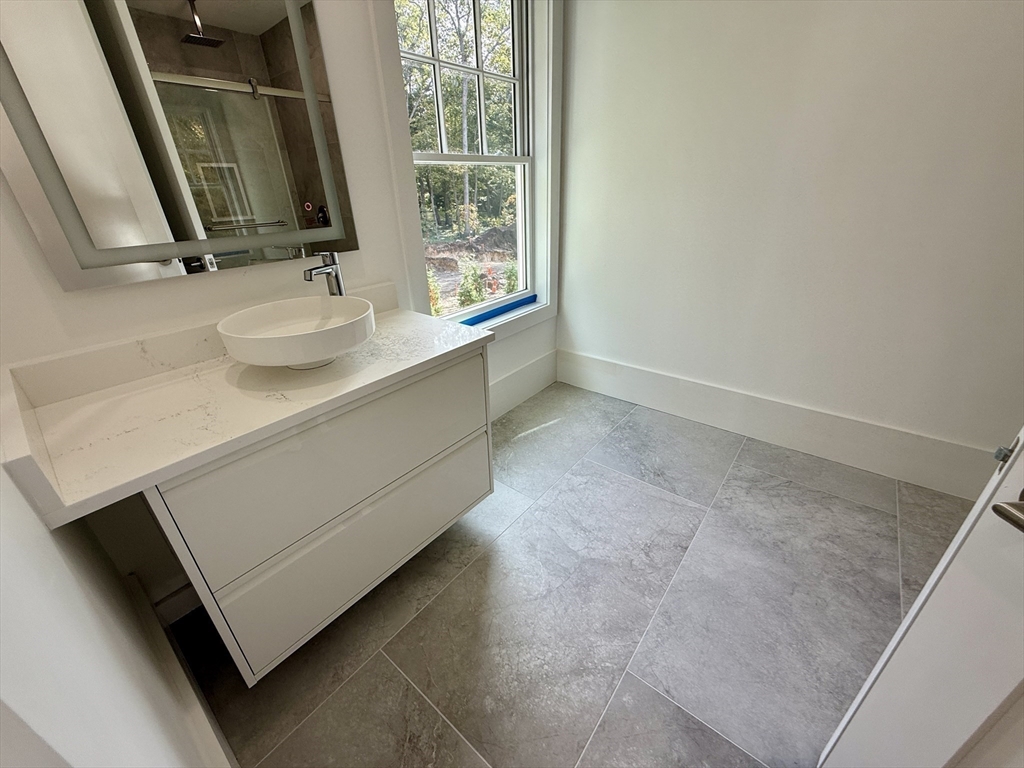 2 Effie Place Property Photo 12
