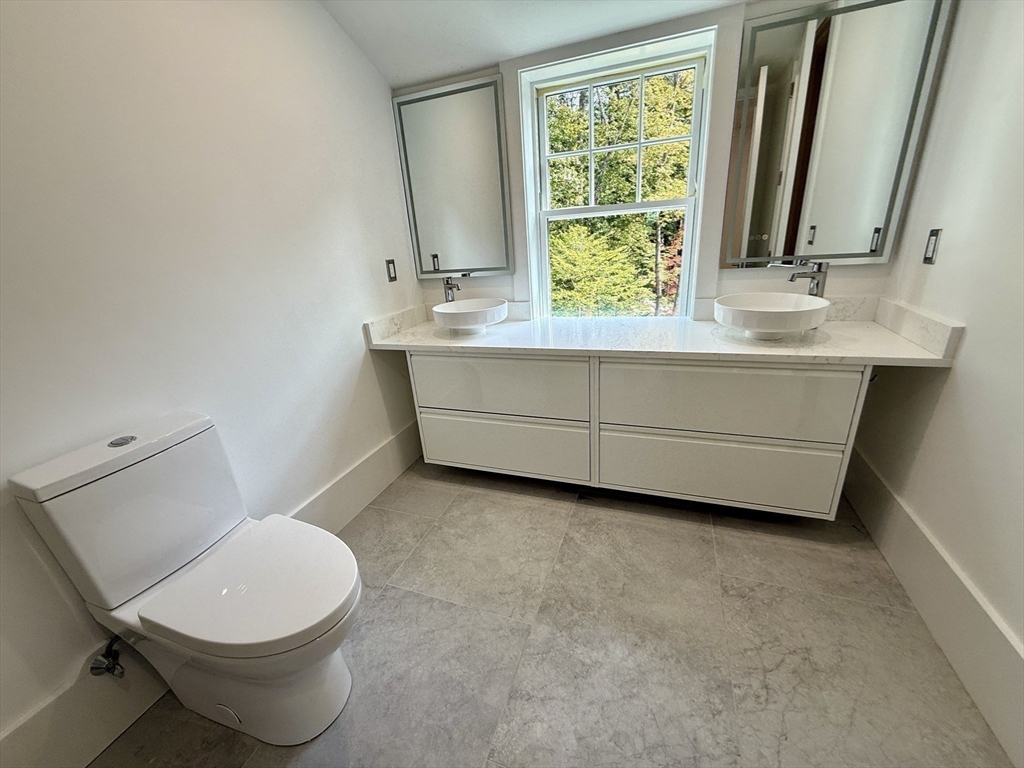 2 Effie Place Property Photo 19