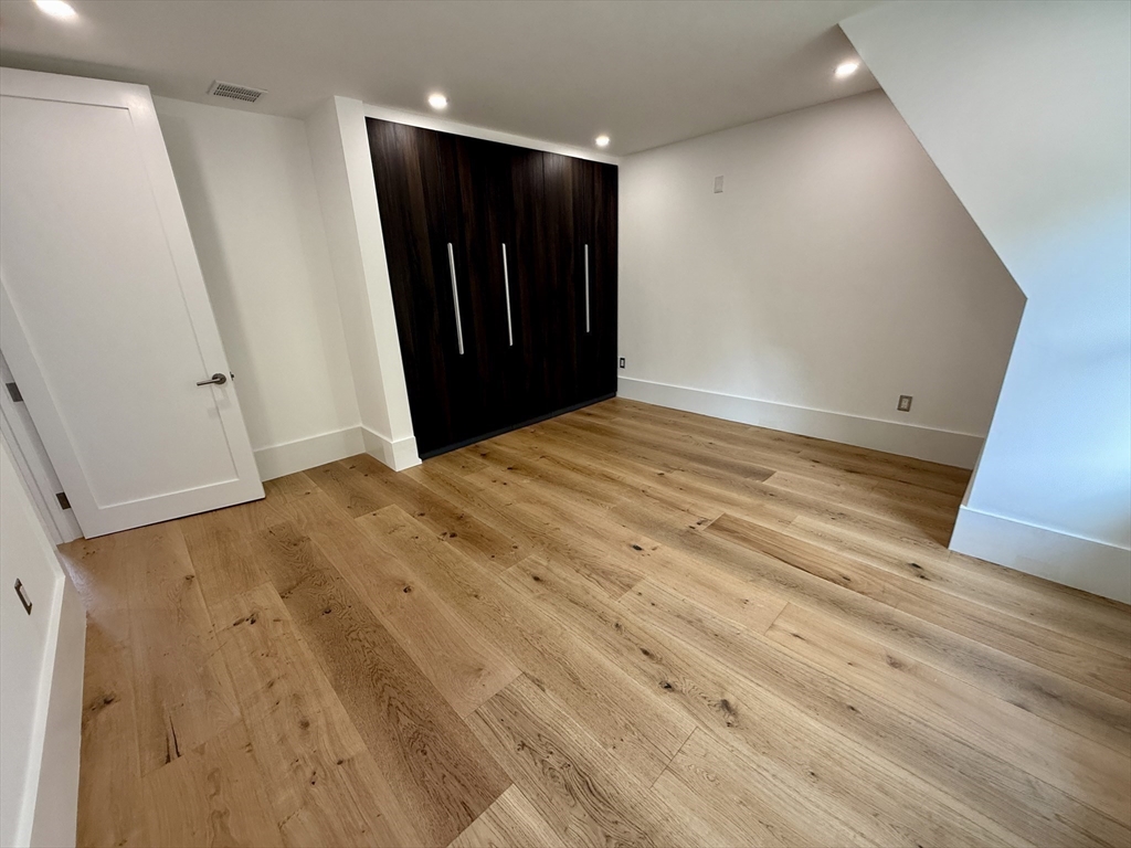 2 Effie Place Property Photo 20