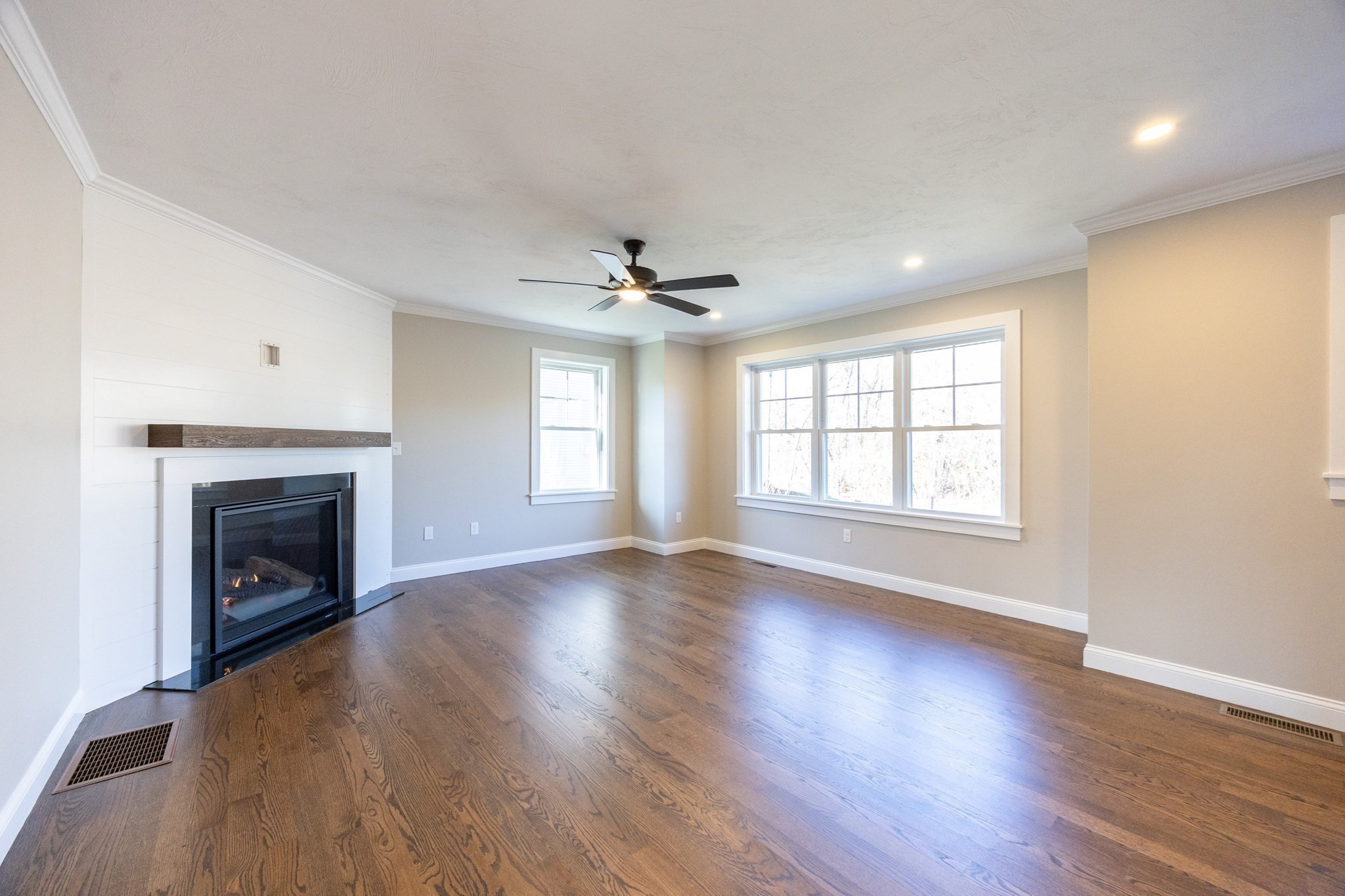 56 Baltic St # 56 Property Photo 2