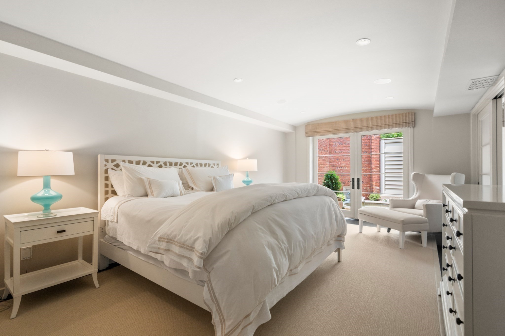 1014 Boylston Street Property Photo 30