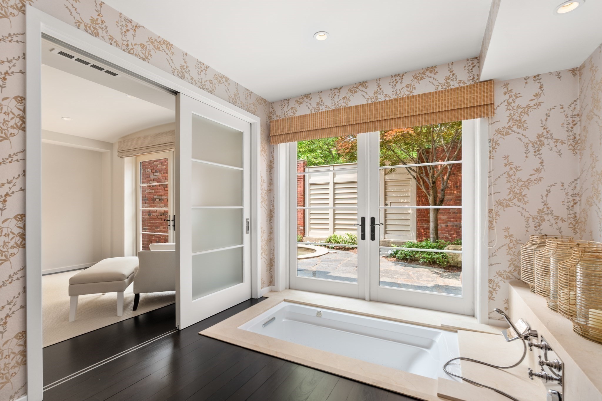 1014 Boylston Street Property Photo 31
