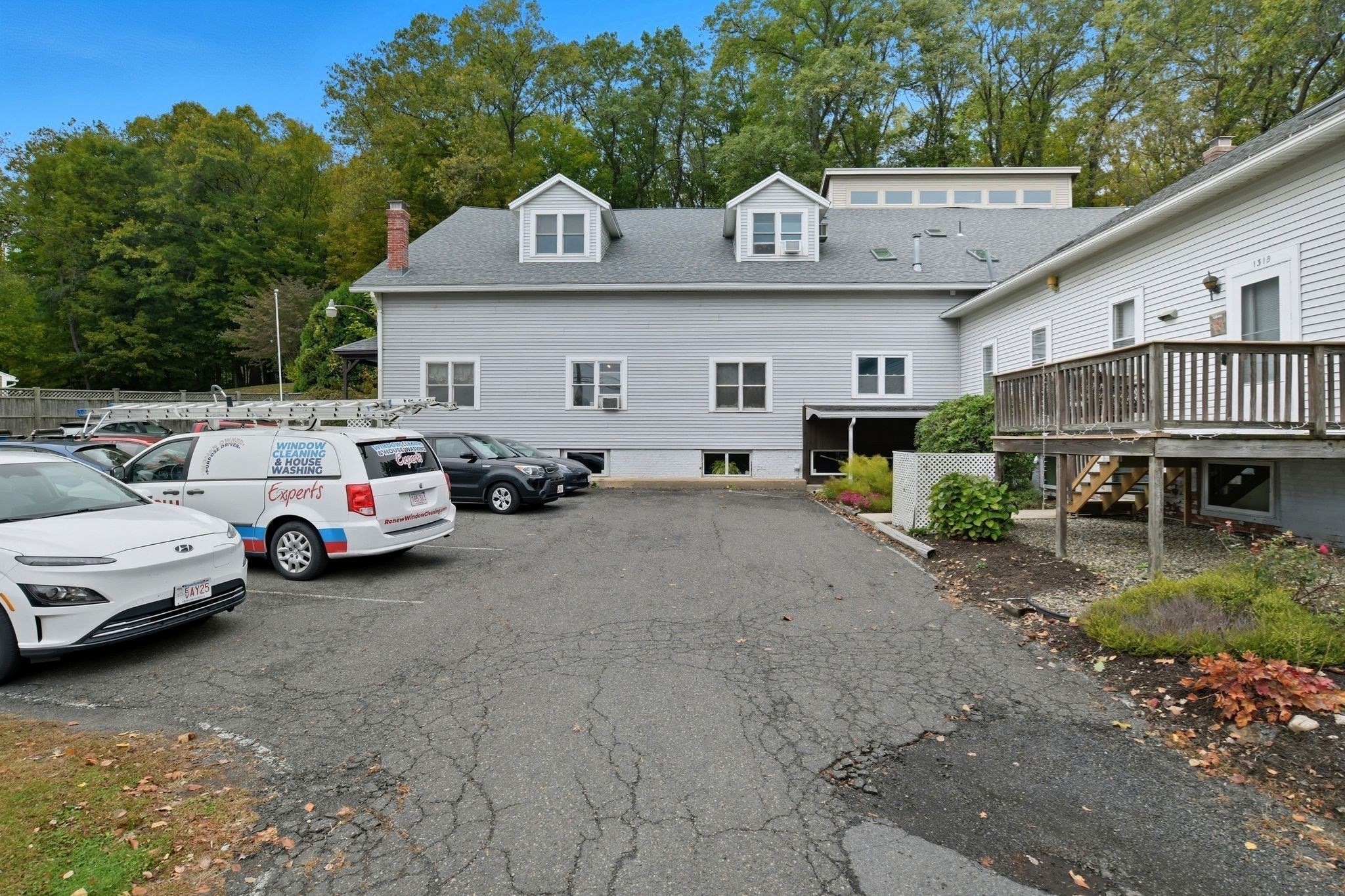 131 Main St # L06 Property Photo 6
