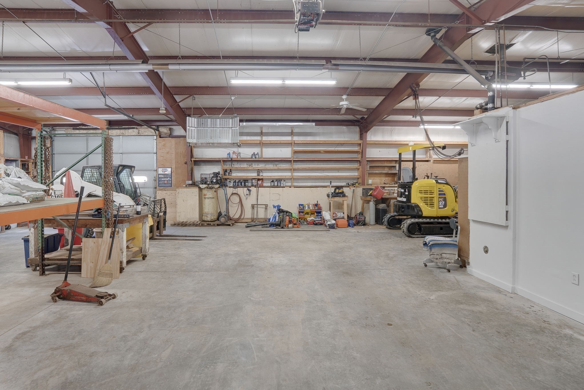 265 Lincoln Avenue Property Photo 17