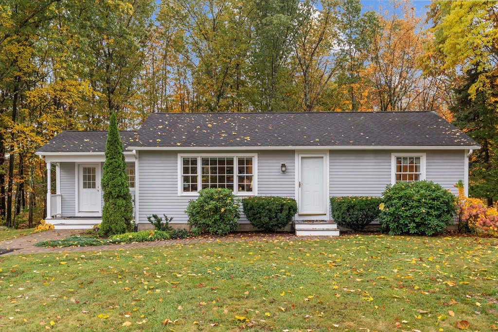 196 Linden St Property Photo 1