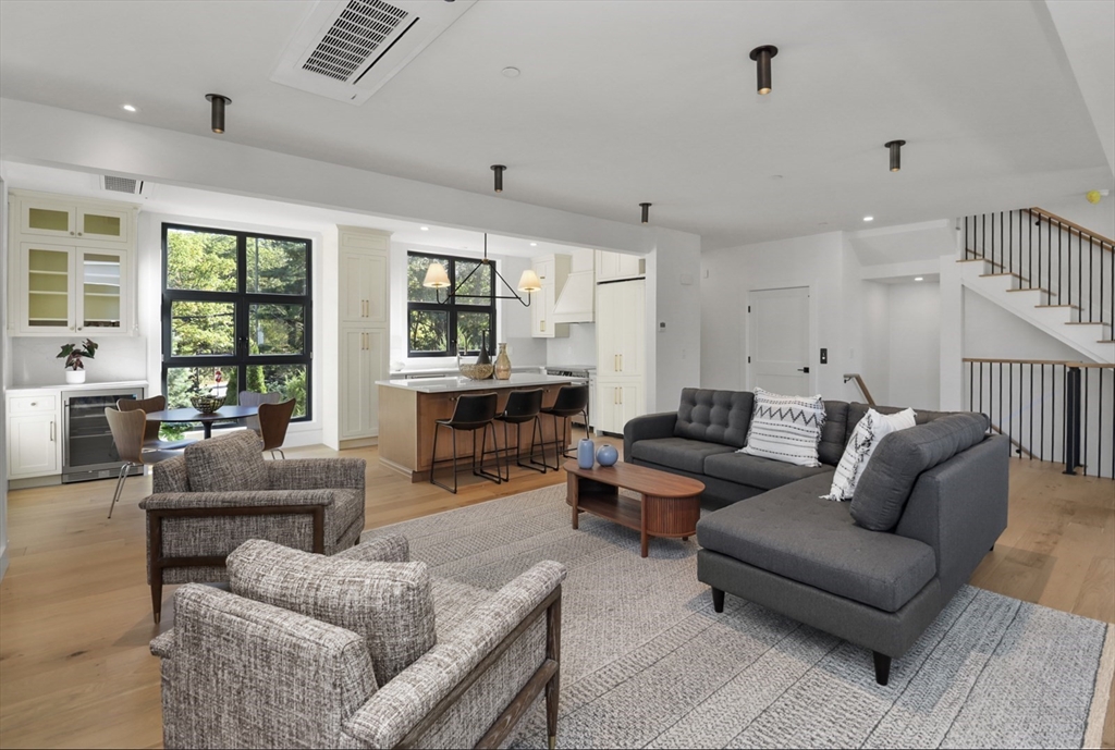 1155 Sagamore Avenue # 1 Property Photo 1