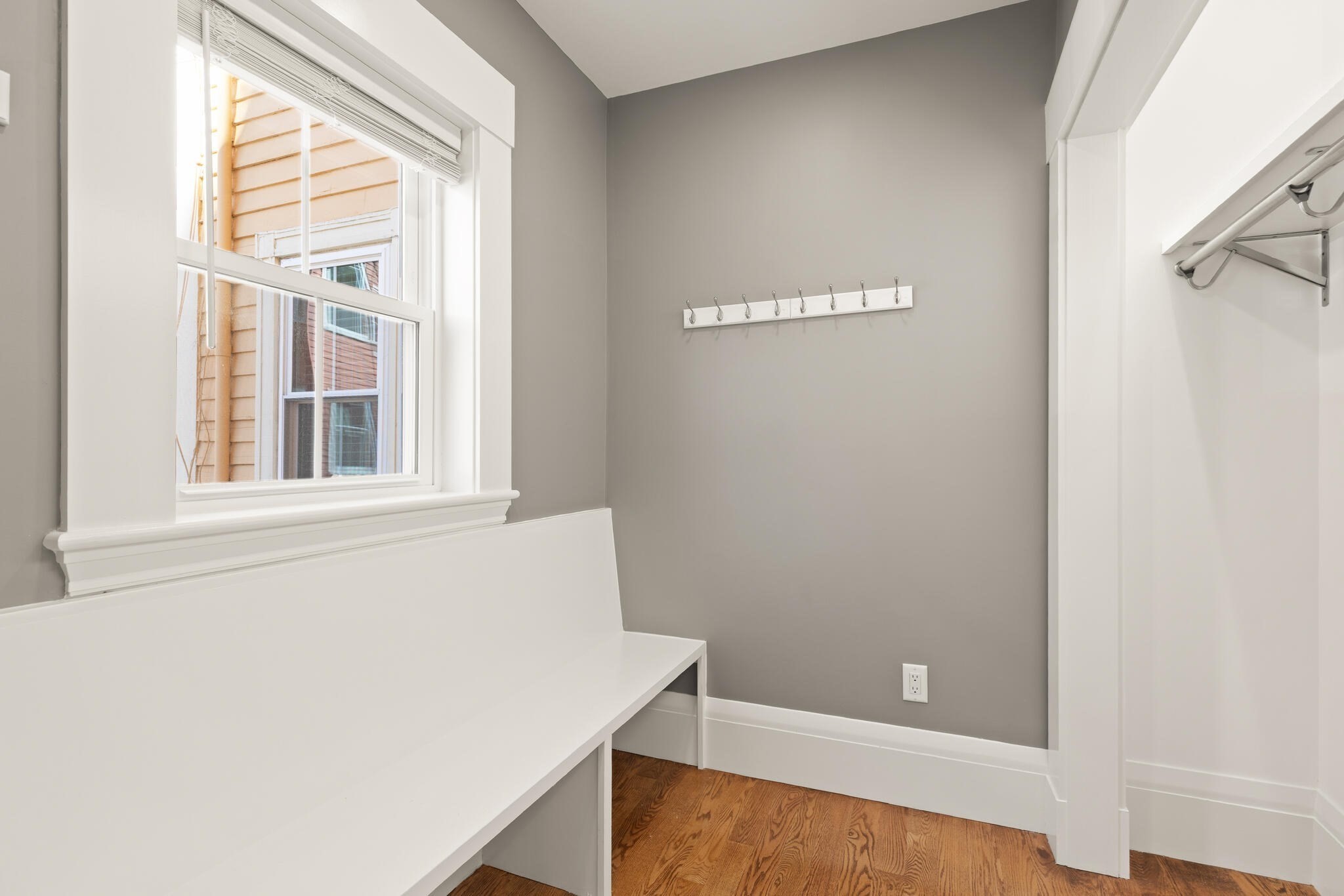 70 School St Property Photo 7