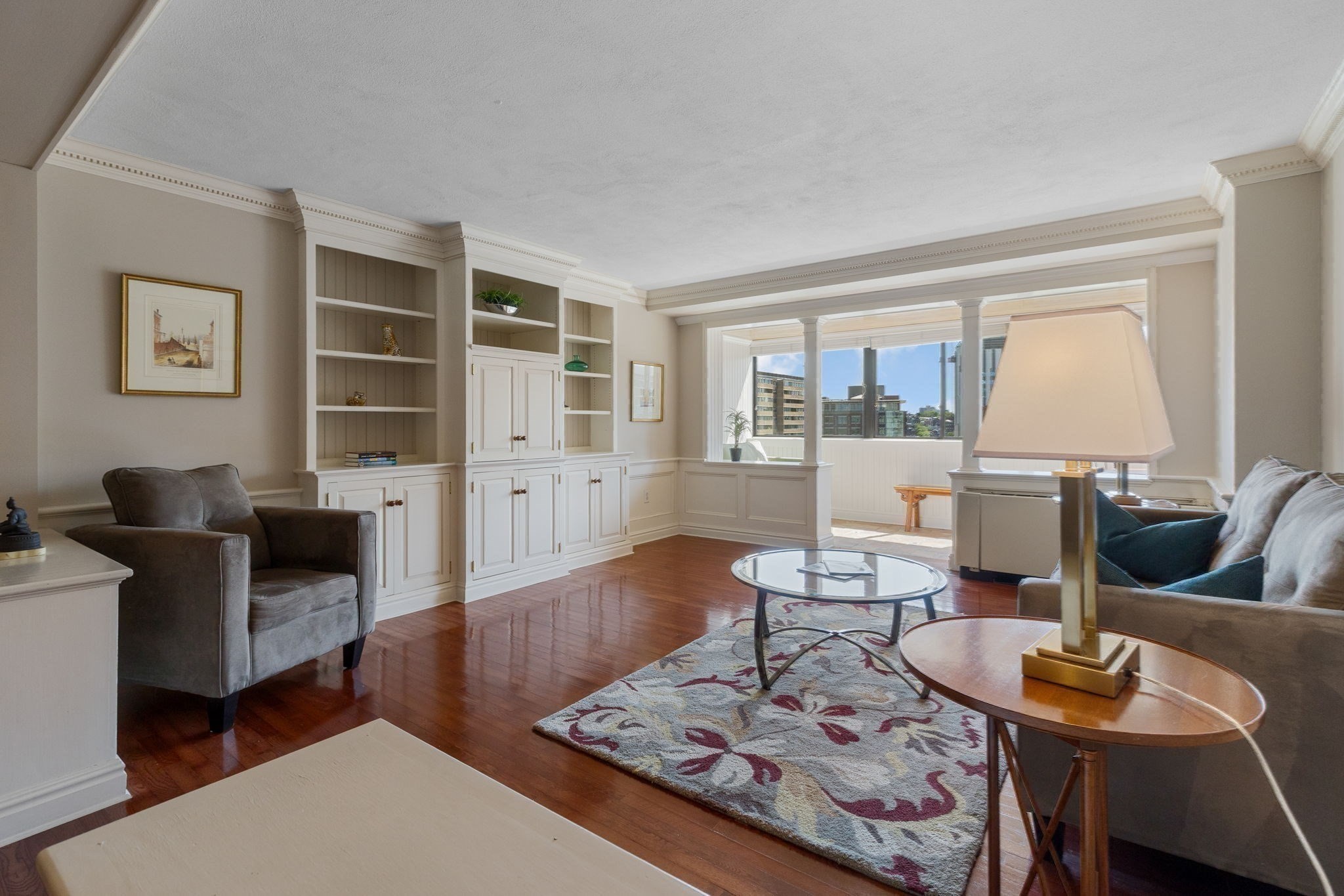 6 Whittier Pl Property Photo 2