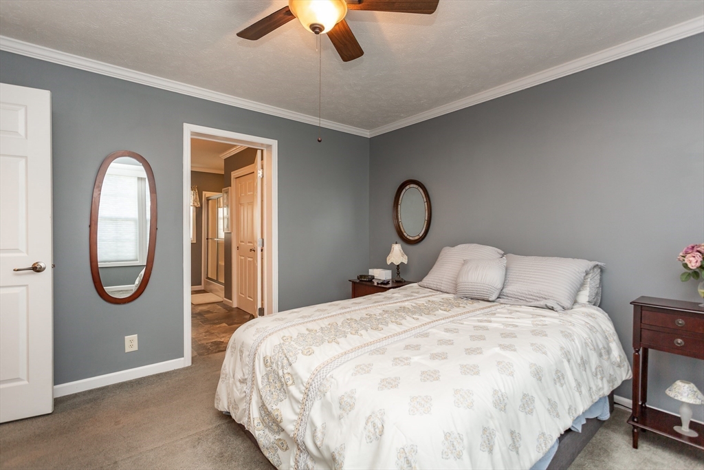 37 Bluejay Street Property Photo 15