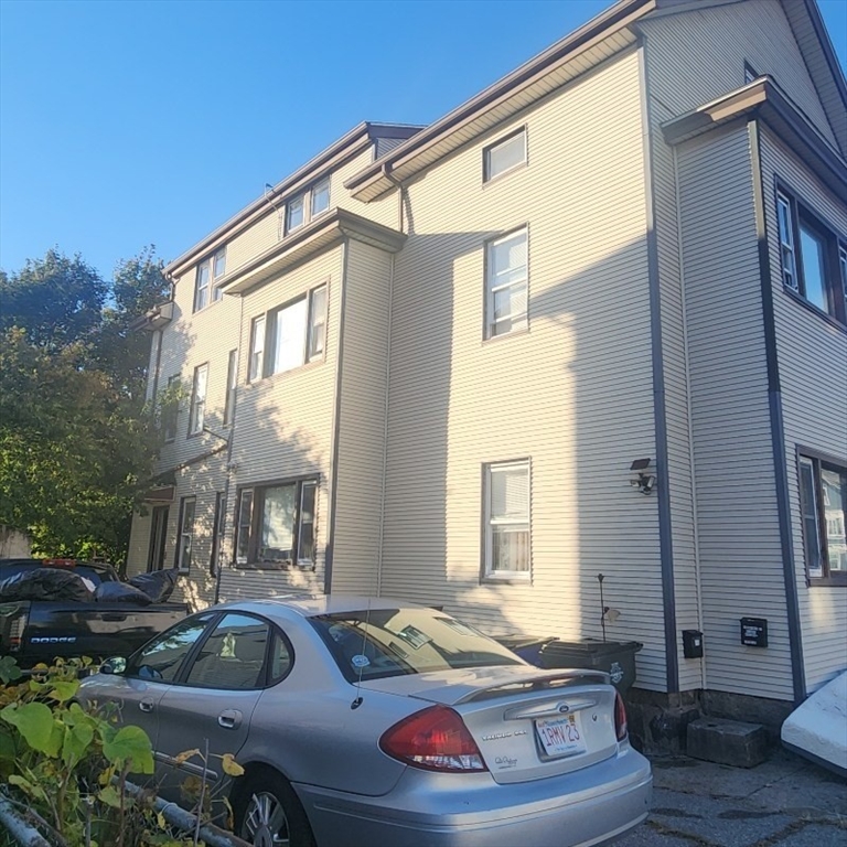 34 Danforth St Property Photo 2