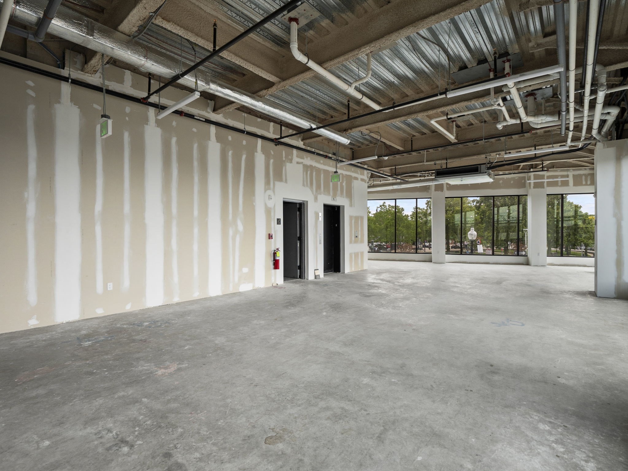 40 William C Kelly Sq Property Photo 3